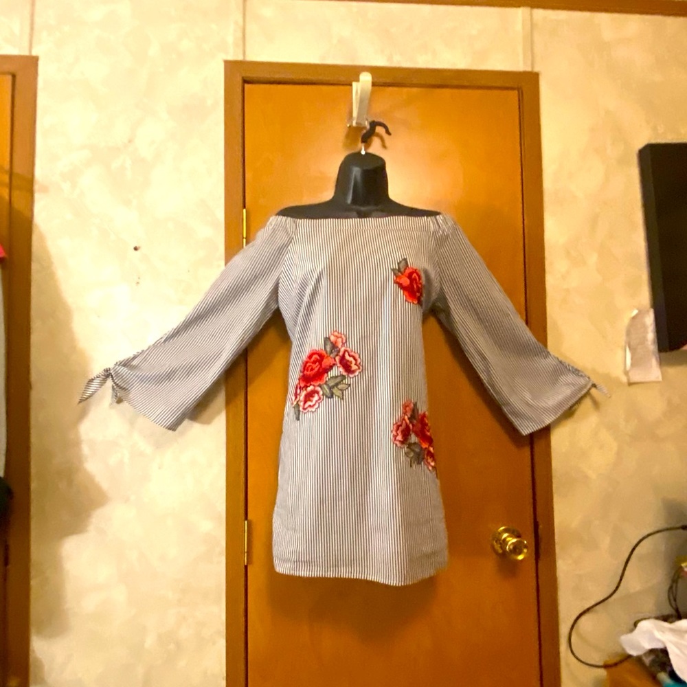 NWT Romeo & Juliet Couture Summer Dress - Picture 3 of 8
